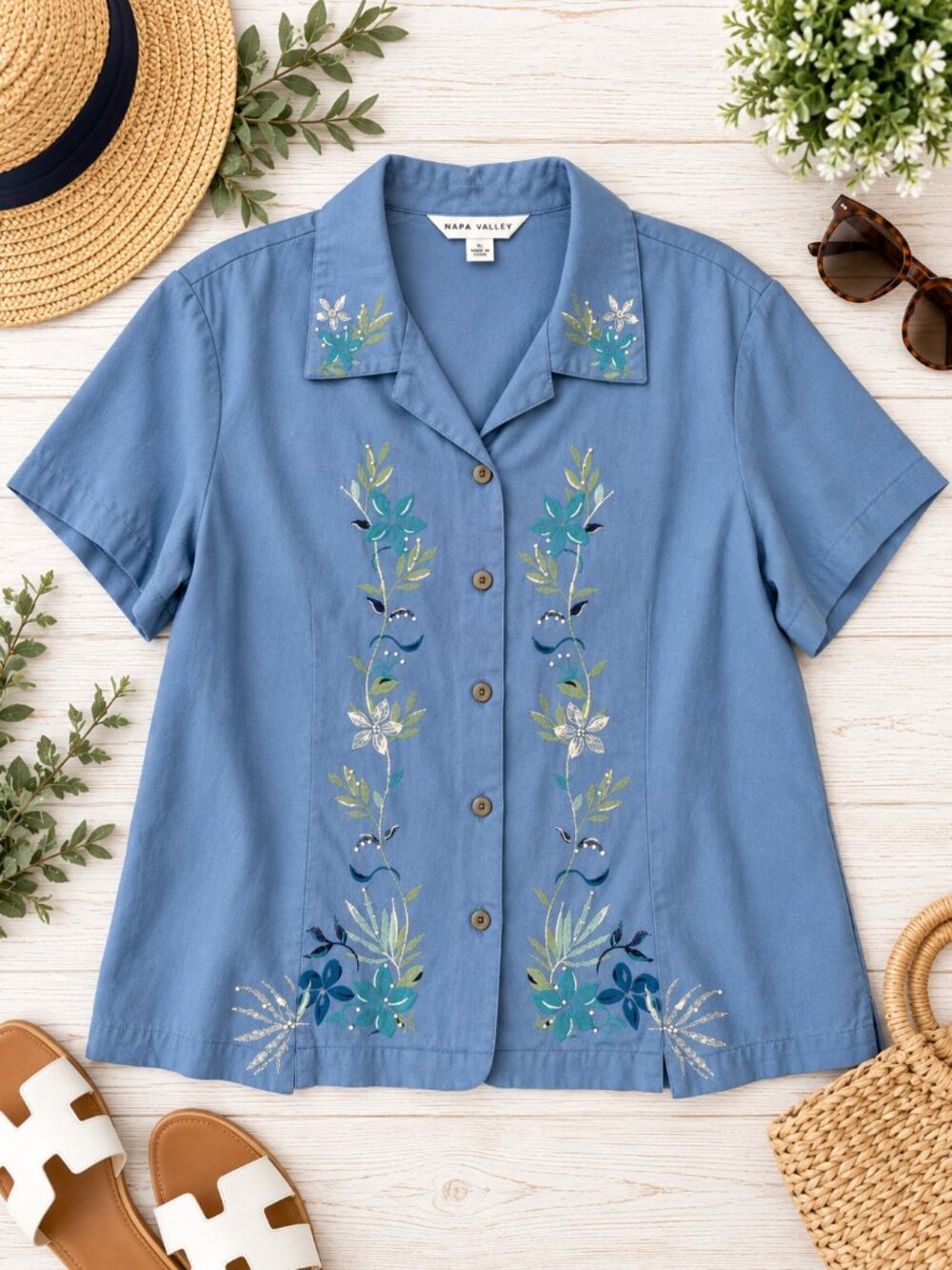Napa Valley Blue Floral Embroidered Button Up Shirt Size XL Cottagecore